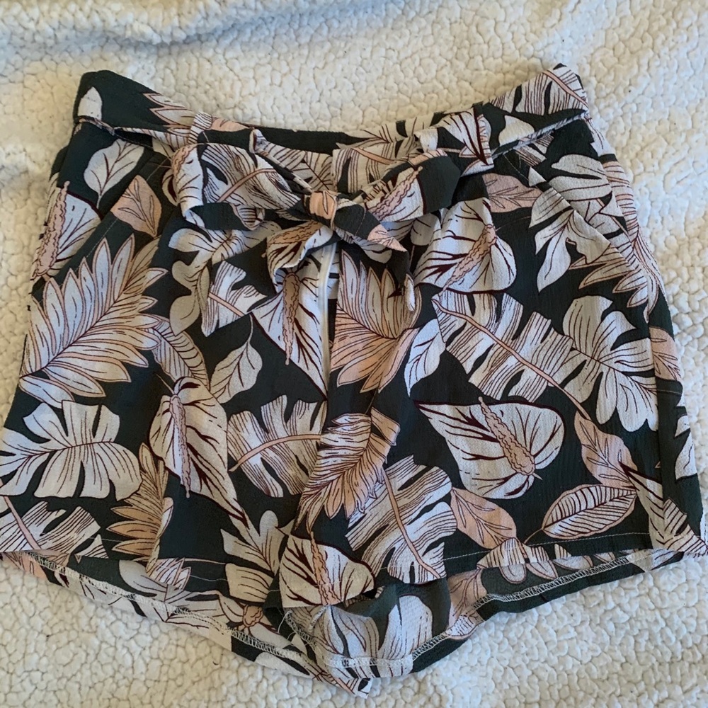 Brave Soul paper bag shorts